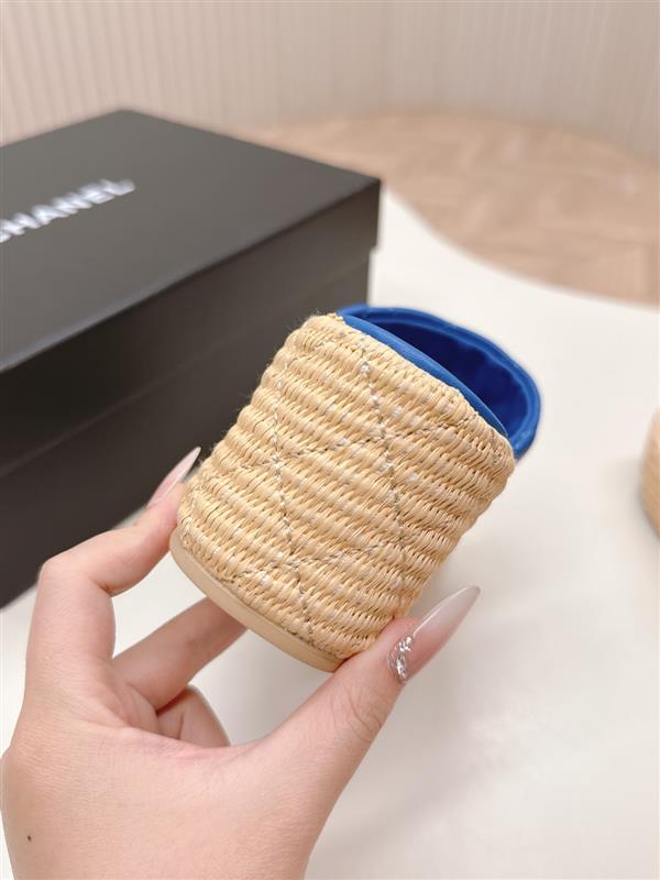 20251128184434357 270